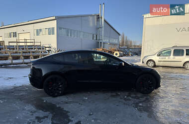 Седан Tesla Model 3 2022 в Броварах