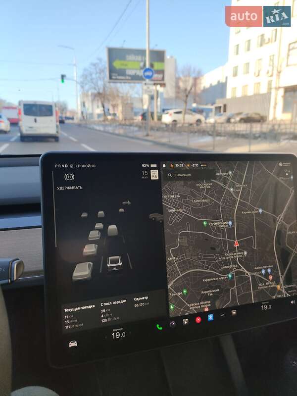 Седан Tesla Model 3 2023 в Киеве