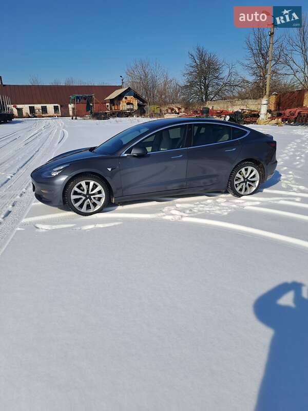 Седан Tesla Model 3 2019 в Харькове