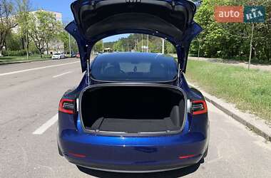 Седан Tesla Model 3 2019 в Києві