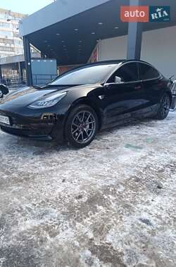 Седан Tesla Model 3 2019 в Борисполі