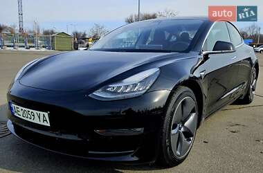 Седан Tesla Model 3 2019 в Дніпрі