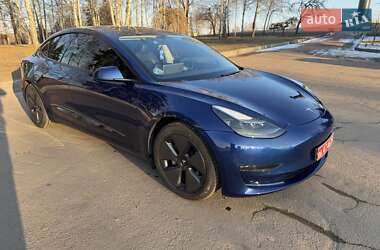 Седан Tesla Model 3 2021 в Житомире