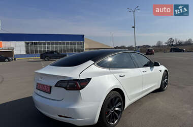 Седан Tesla Model 3 2018 в Луцке