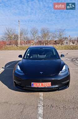 Седан Tesla Model 3 2018 в Луцке