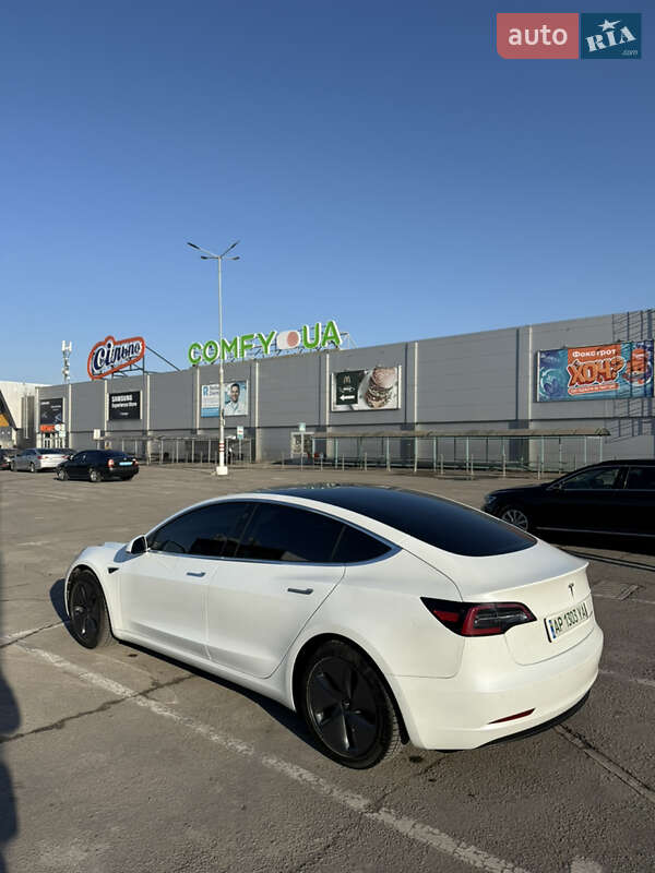 Седан Tesla Model 3 2019 в Запоріжжі