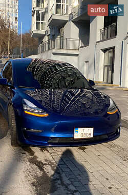 Седан Tesla Model 3 2019 в 
