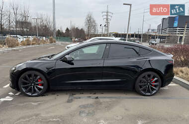 Седан Tesla Model 3 2020 в 