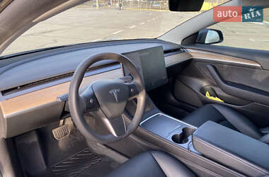 Седан Tesla Model 3 2021 в Запорожье