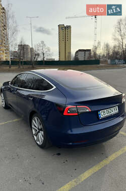 Седан Tesla Model 3 2018 в 