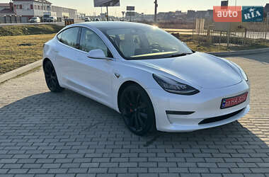 Седан Tesla Model 3 2019 в 