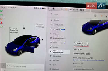 Седан Tesla Model 3 2019 в 