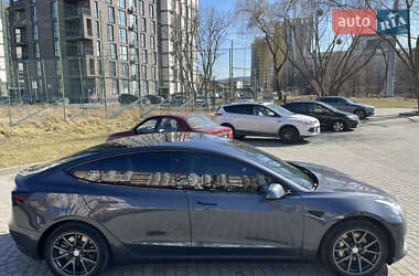 Седан Tesla Model 3 2018 в 