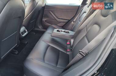 Седан Tesla Model 3 2019 в 