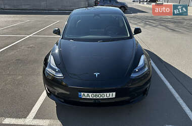 Седан Tesla Model 3 2021 в Києві