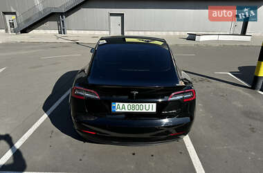 Седан Tesla Model 3 2021 в Києві