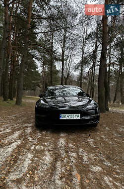 Седан Tesla Model 3 2020 в 