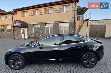 Седан Tesla Model 3 2019 в Владимире