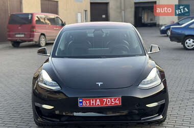 Седан Tesla Model 3 2019 в Владимире