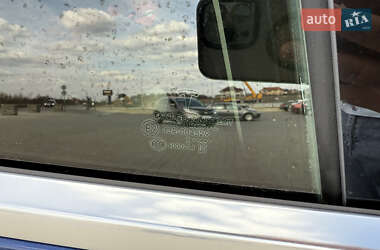 Седан Tesla Model 3 2019 в Черновцах