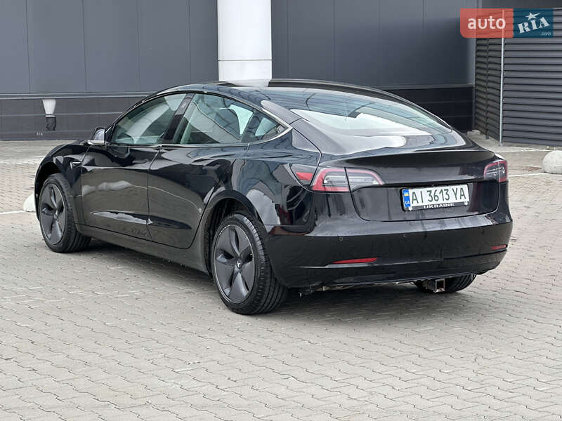 Седан Tesla Model 3 2019 в Києві