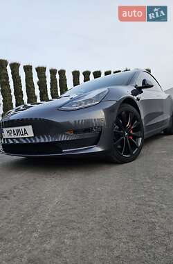 Седан Tesla Model 3 2018 в 