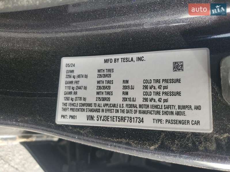 Седан Tesla Model 3 2024 в Києві