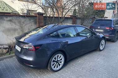 Седан Tesla Model 3 2021 в Львове