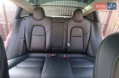 Седан Tesla Model 3 2018 в 
