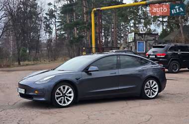 Седан Tesla Model 3 2019 в Коростене