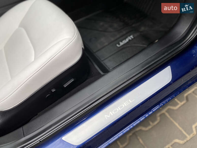 Седан Tesla Model 3 2018 в Луцке фото 69 Седан Tesla Model 3 2018 в Луцке