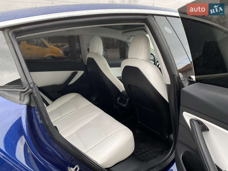 Седан Tesla Model 3 2018 в Луцке фото 74 Седан Tesla Model 3 2018 в Луцке