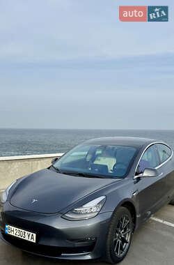 Седан Tesla Model 3 2019 в Одессе