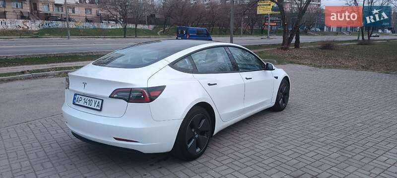 Седан Tesla Model 3 2023 в Запоріжжі