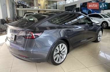Седан Tesla Model 3 2022 в Одесі