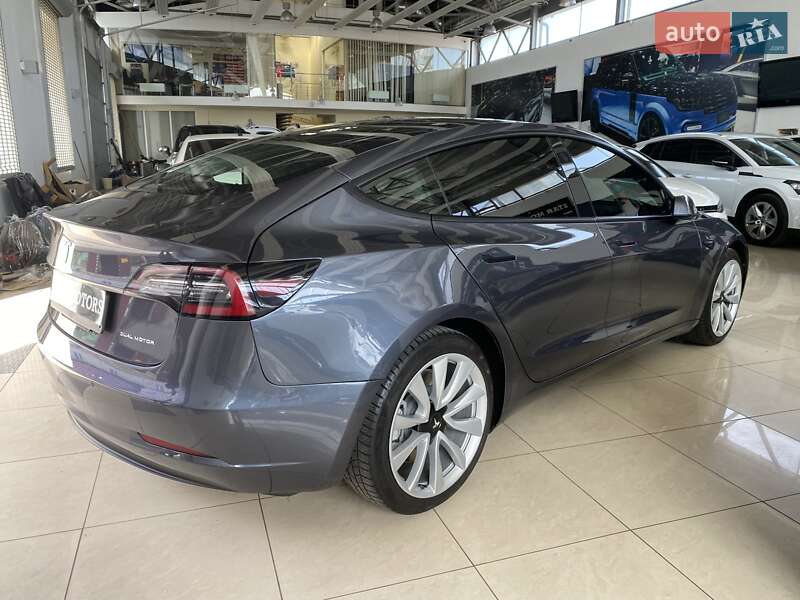 Седан Tesla Model 3 2022 в Одесі
