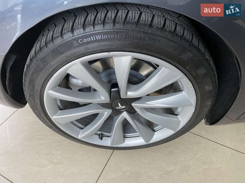 Седан Tesla Model 3 2022 в Одесі