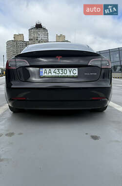 Седан Tesla Model 3 2019 в Києві