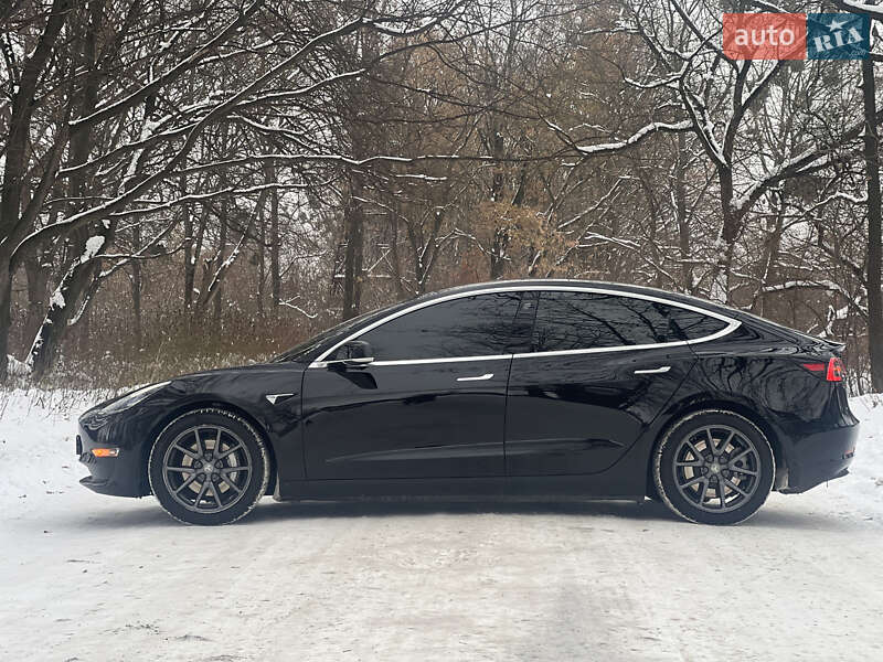 Седан Tesla Model 3 2019 в Володимирі фото 14 Седан Tesla Model 3 2019 в Володимирі