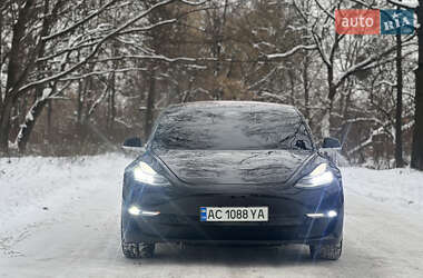 Седан Tesla Model 3 2019 в Владимире