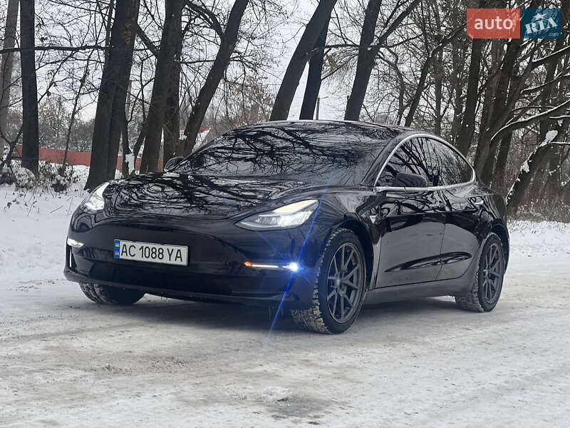 Седан Tesla Model 3 2019 в Володимирі фото 24 Седан Tesla Model 3 2019 в Володимирі