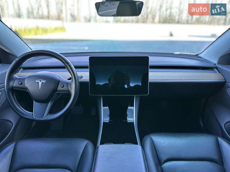 Седан Tesla Model 3 2019 в Луцьку фото 13 Седан Tesla Model 3 2019 в Луцьку