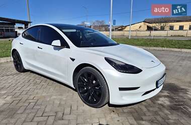 TESLA MODEL 3 2020
