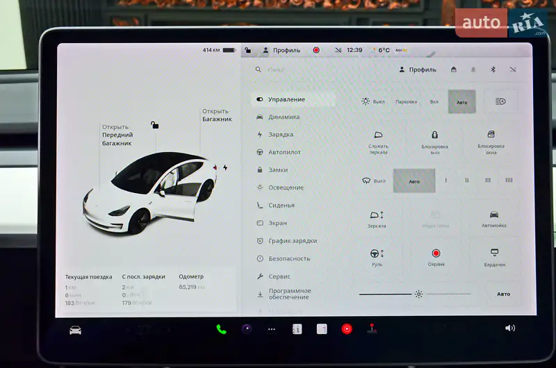 Седан Tesla Model 3 2020 в 