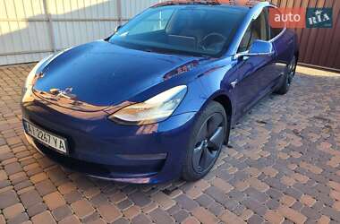 Седан Tesla Model 3 2019 в Киеве