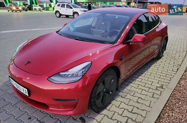 Седан Tesla Model 3 2018 в Тернополі
