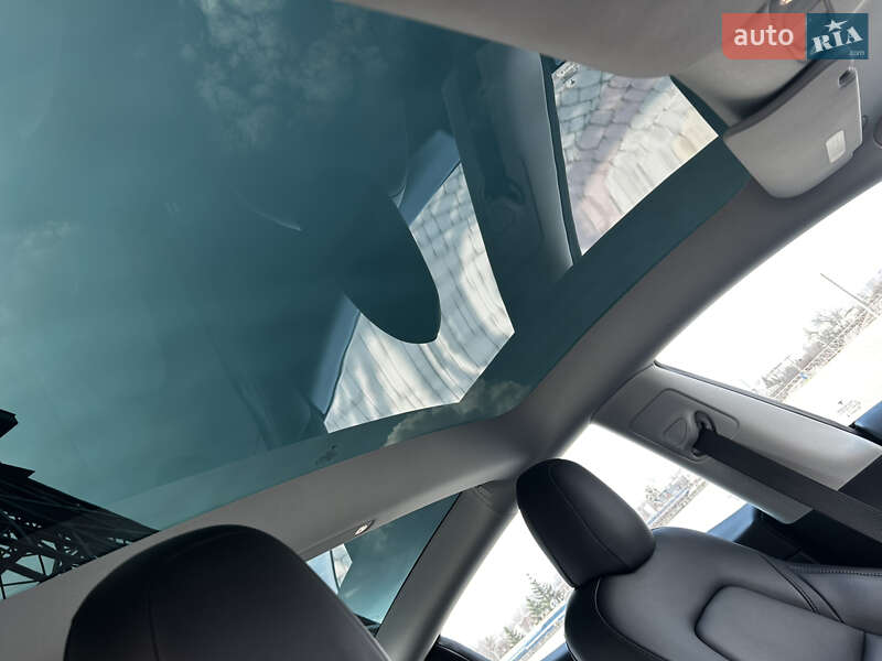 Седан Tesla Model 3 2022 в Харькове