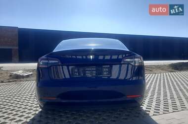 Седан Tesla Model 3 2018 в 