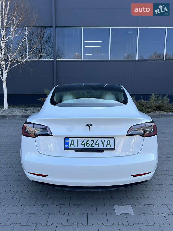 Седан Tesla Model 3 2021 в Білій Церкві