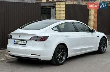 Седан Tesla Model 3 2020 в 